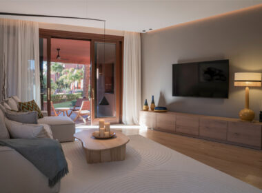 Трехкомнатная квартира в Престижном пляжном комплексе 202 кв.м с террасой