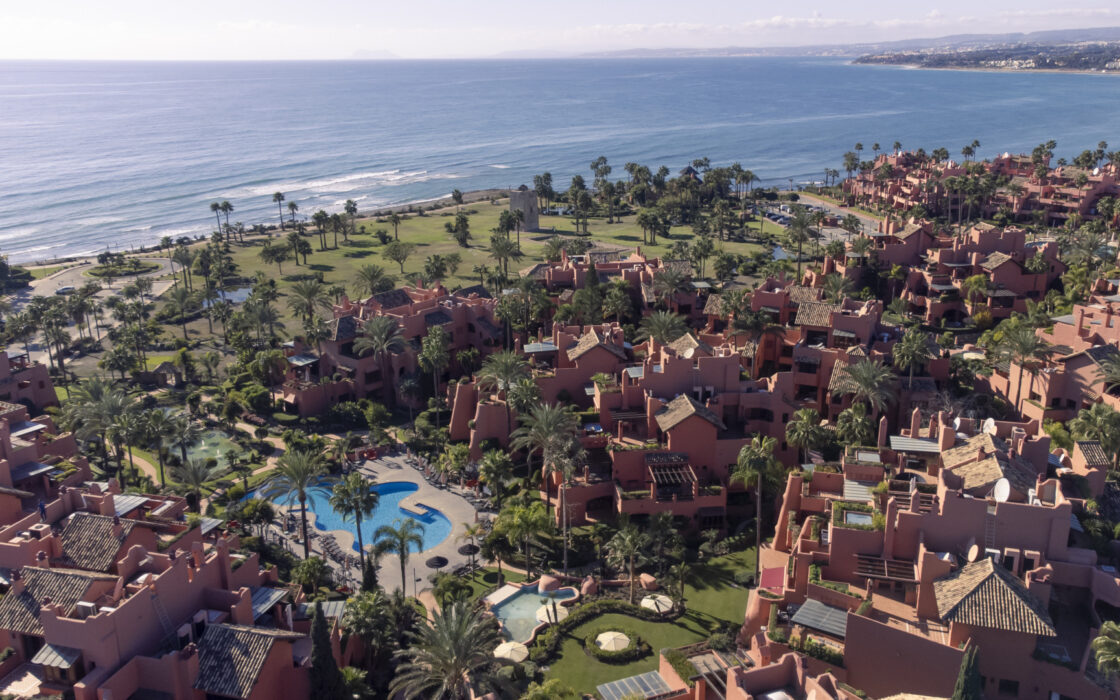 Трехкомнатная квартира в Престижном пляжном комплексе 202 кв.м с террасой