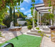 Продажа одноэтажной виллы в Ла Зения у моря 82 кв.м с солярием