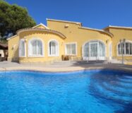 Вилла в Кальпе 240 кв.м з видом на море та чотирма терасами