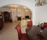 Вилла в Кальпе 240 кв.м з видом на море та чотирма терасами