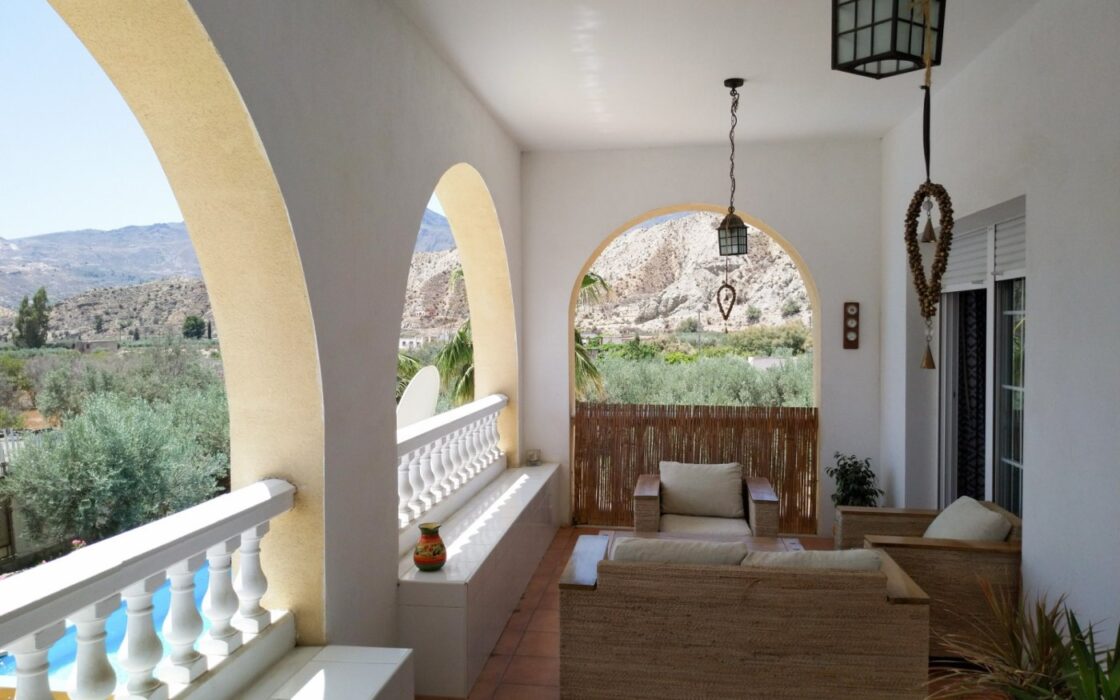 Будинок з басейном та видом на гори в Альсодухсі 230 кв.м