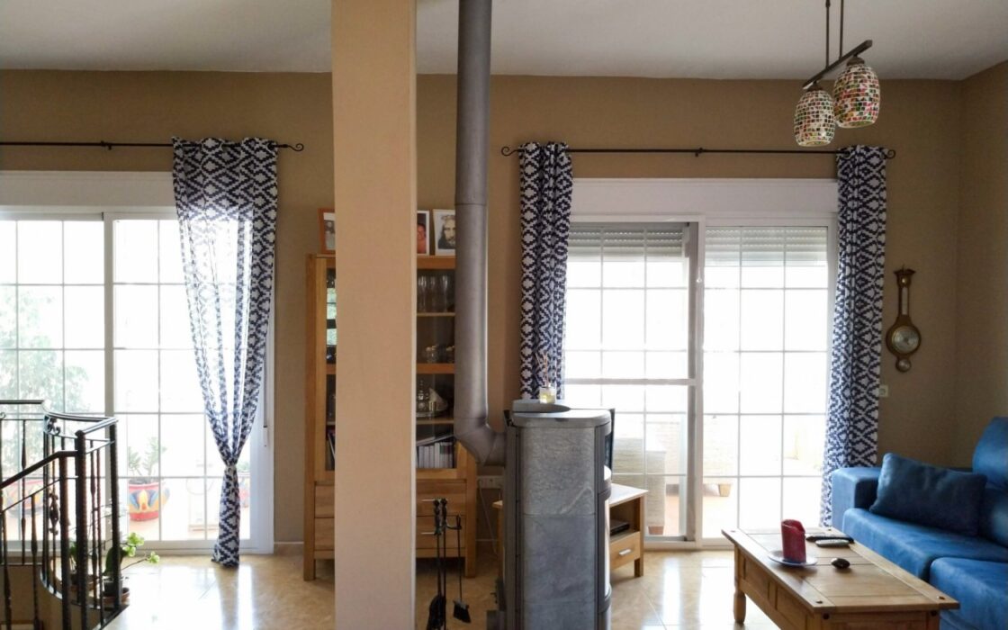 Будинок з басейном та видом на гори в Альсодухсі 230 кв.м