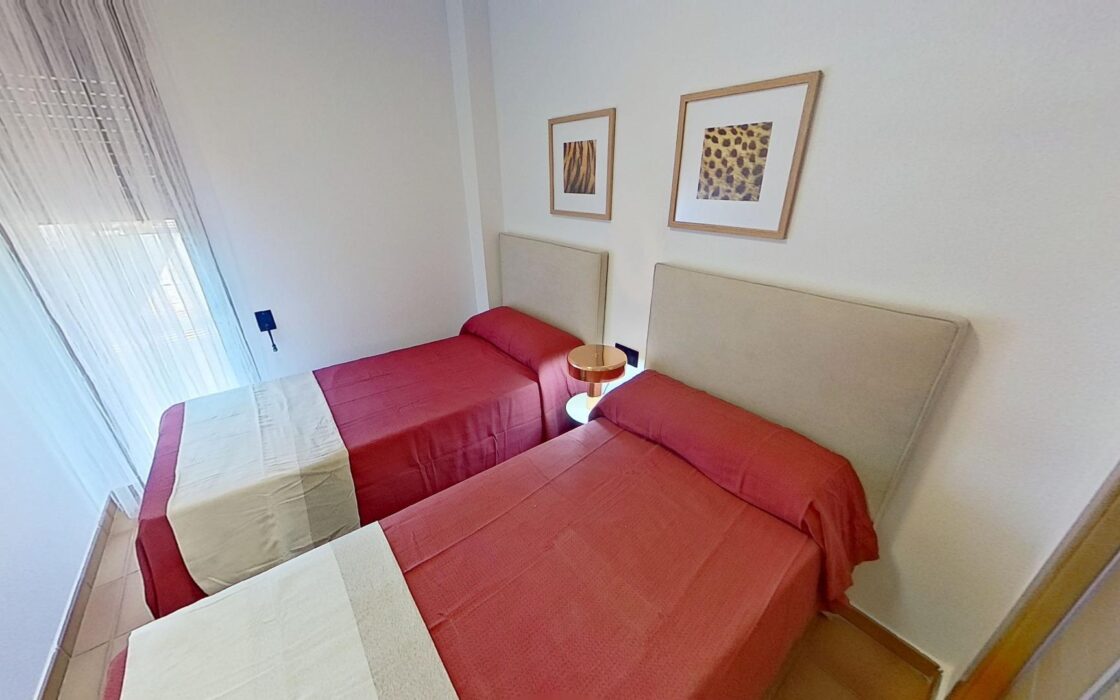 Квартира в Арчене з балконом та видом на долину 72 кв.м