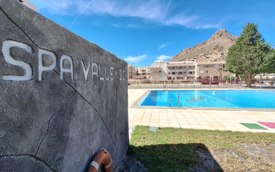 Квартира в Арчене з балконом та видом на долину 72 кв.м