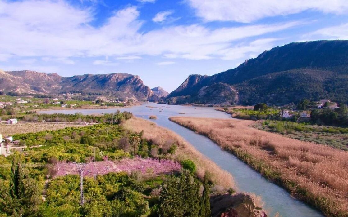 Квартира в Арчене з балконом та видом на долину 72 кв.м