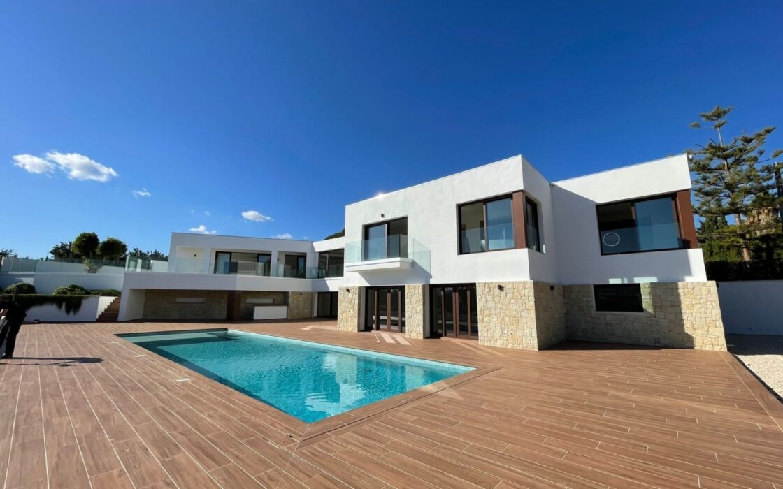 Розкішна вілла в Альтеа з терасою та видом на море