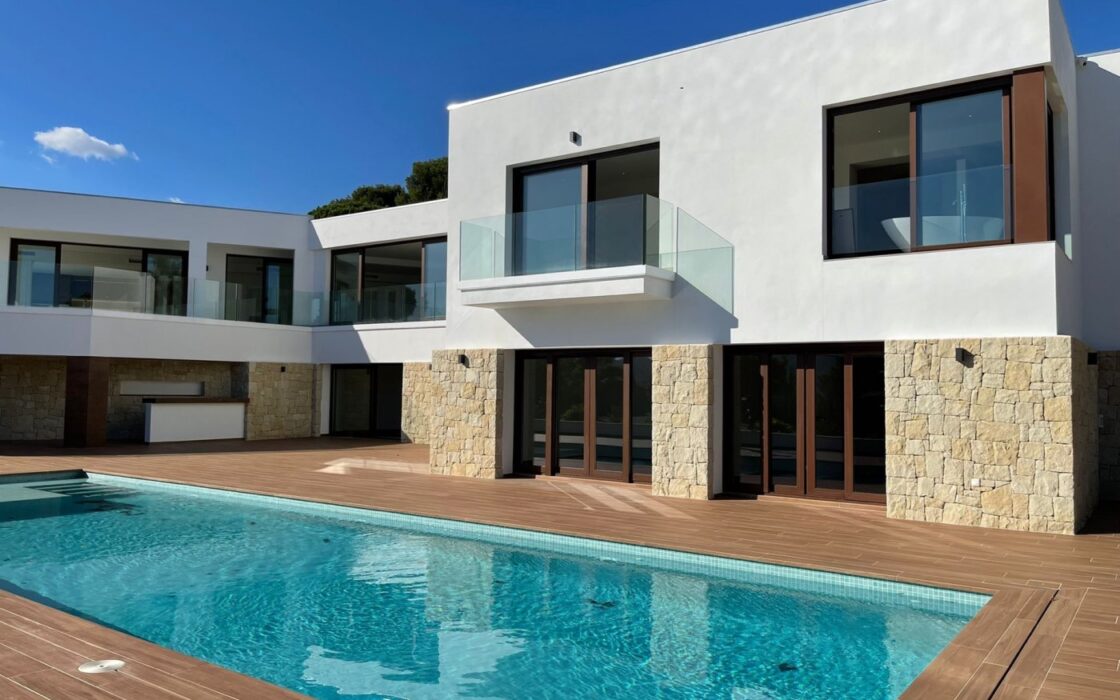 Розкішна вілла в Альтеа з терасою та видом на море