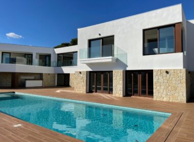 Розкішна вілла в Альтеа з терасою та видом на море