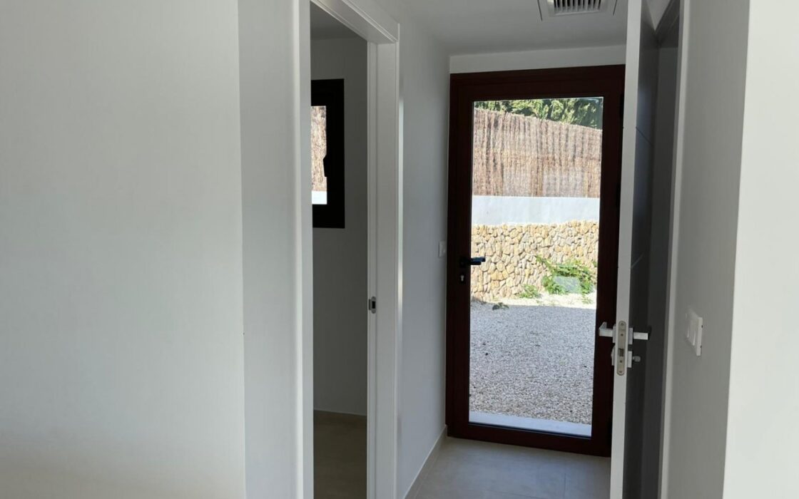 Розкішна вілла в Альтеа з терасою та видом на море