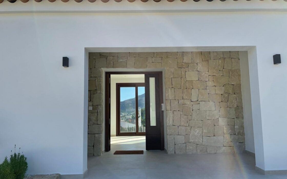 Розкішна вілла в Альтеа з терасою та видом на море