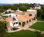 Роскошный дом на берегу в Бениссе 600 кв.м с бассейном