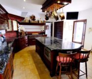 Роскошный дом на берегу в Бениссе 600 кв.м с бассейном