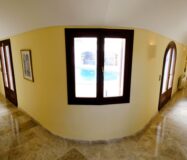 Роскошный дом на берегу в Бениссе 600 кв.м с бассейном