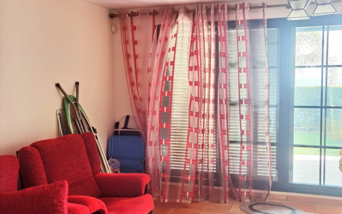 Красивый дом с террасой в Бенидорме, 3 спальни, 126 кв.м