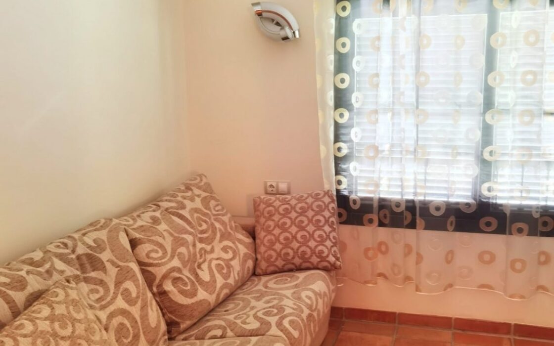 Красивый дом с террасой в Бенидорме, 3 спальни, 126 кв.м