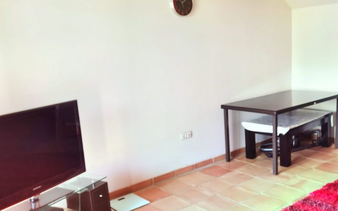 Красивый дом с террасой в Бенидорме, 3 спальни, 126 кв.м