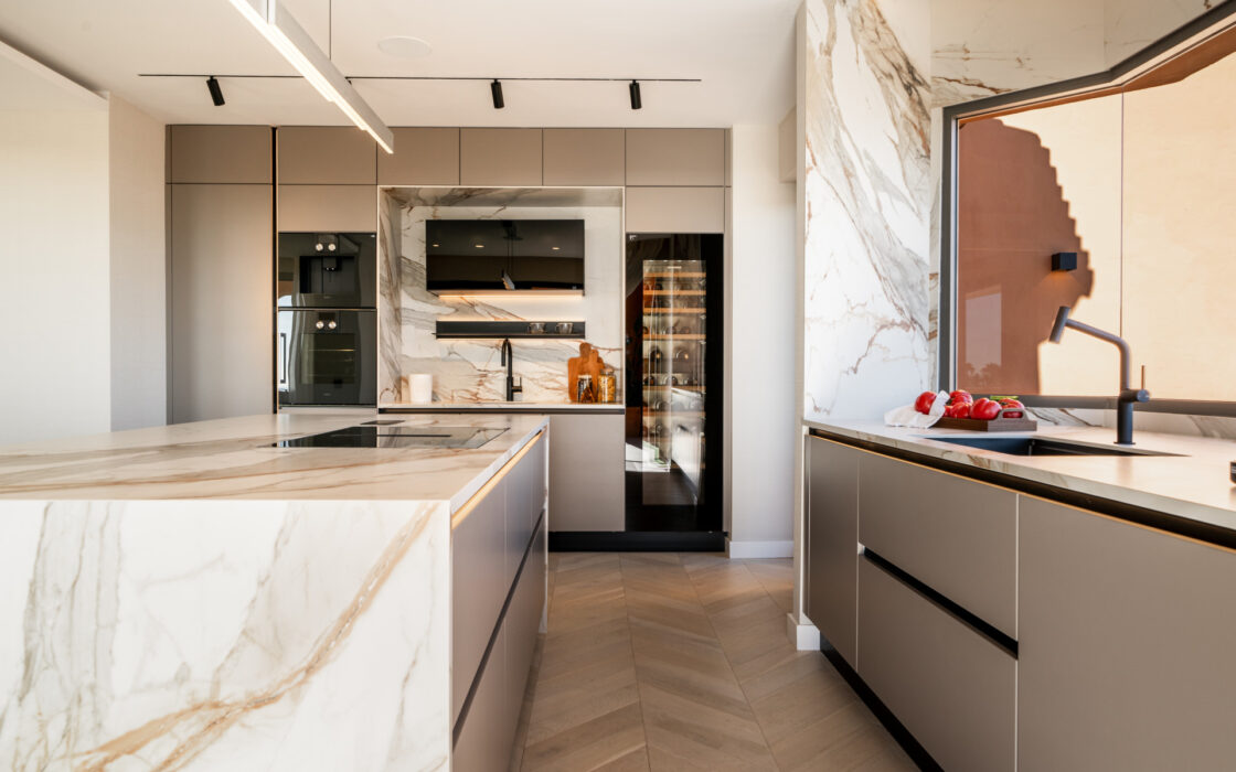 Роскошные апартаменты в Малаге, 290 кв.м, с террасой