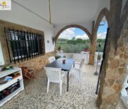 Вилла в Альгимия де Альфара с бассейном и террасой 191 кв.м