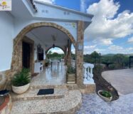 Вилла в Альгимия де Альфара с бассейном и террасой 191 кв.м