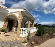 Вилла в Альгимия де Альфара с бассейном и террасой 191 кв.м