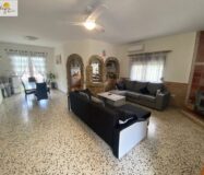 Вилла в Альгимия де Альфара с бассейном и террасой 191 кв.м