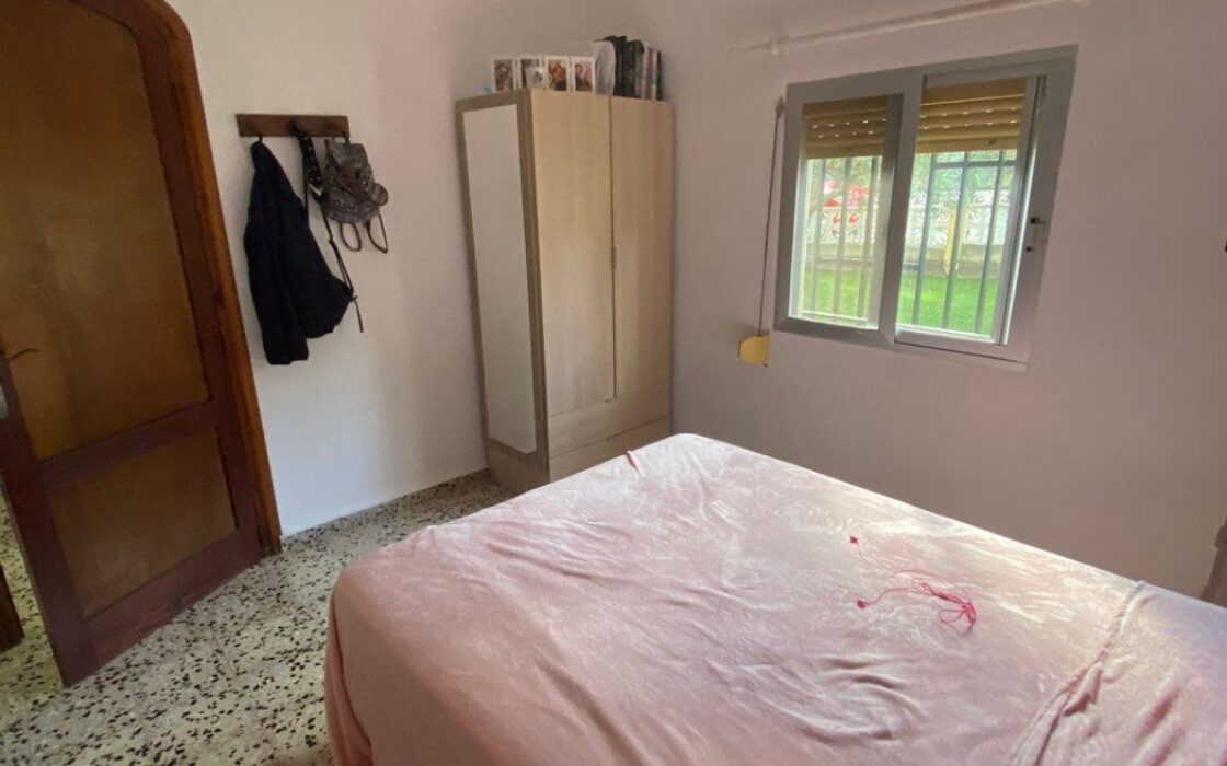 Вилла в Альгимия де Альфара с бассейном и террасой 191 кв.м