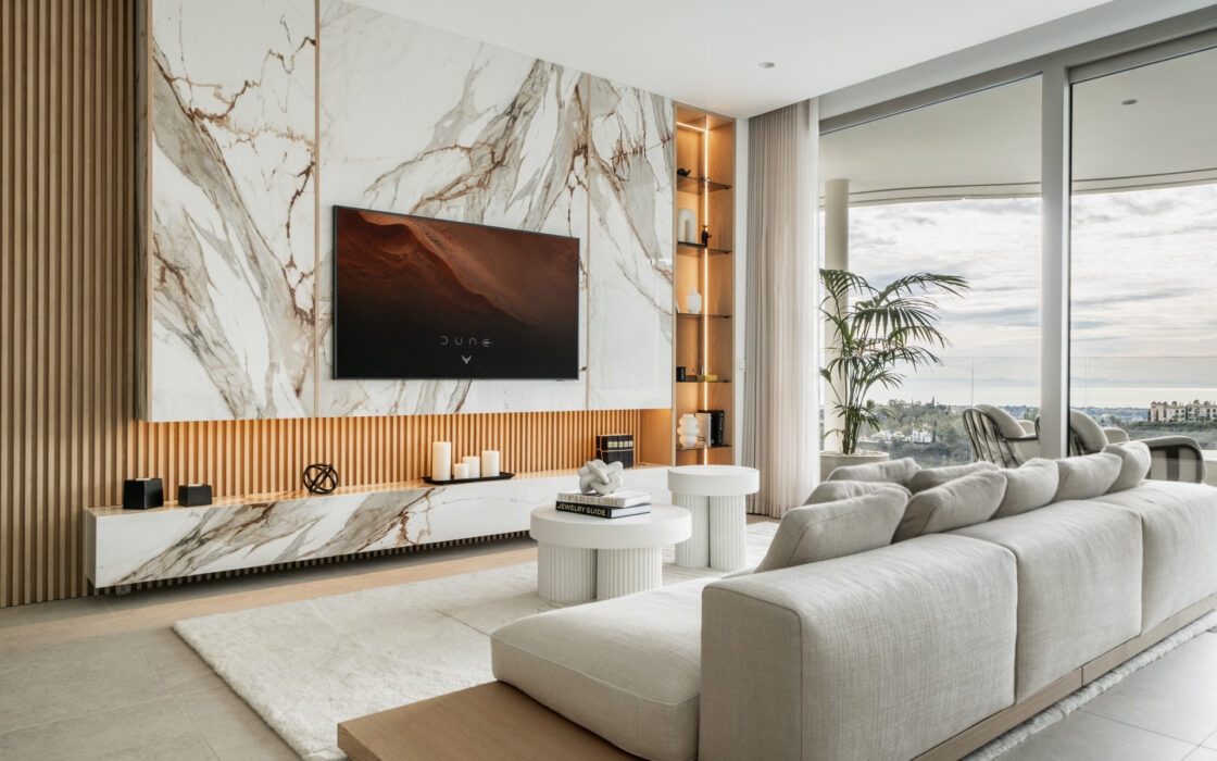 Сучасна 2-кімнатна квартира в Марбельї з терасою