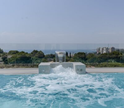 Нові вілли в Кампуморе 250 м від пляжу з басейном