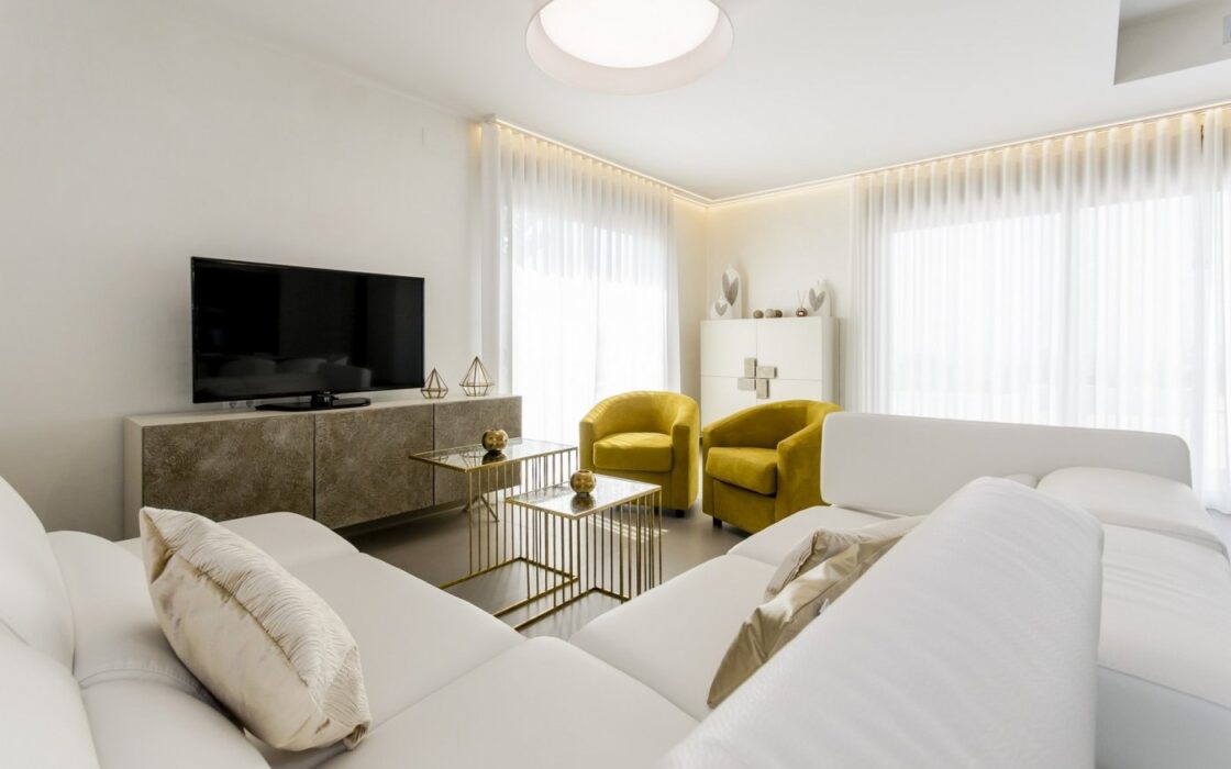 Новые виллы в Кампуморе 250 м от пляжа с бассейном