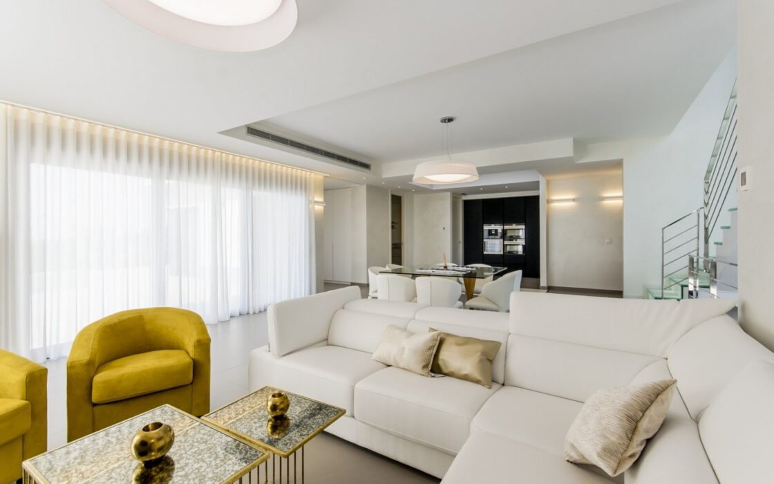 Новые виллы в Кампуморе 250 м от пляжа с бассейном