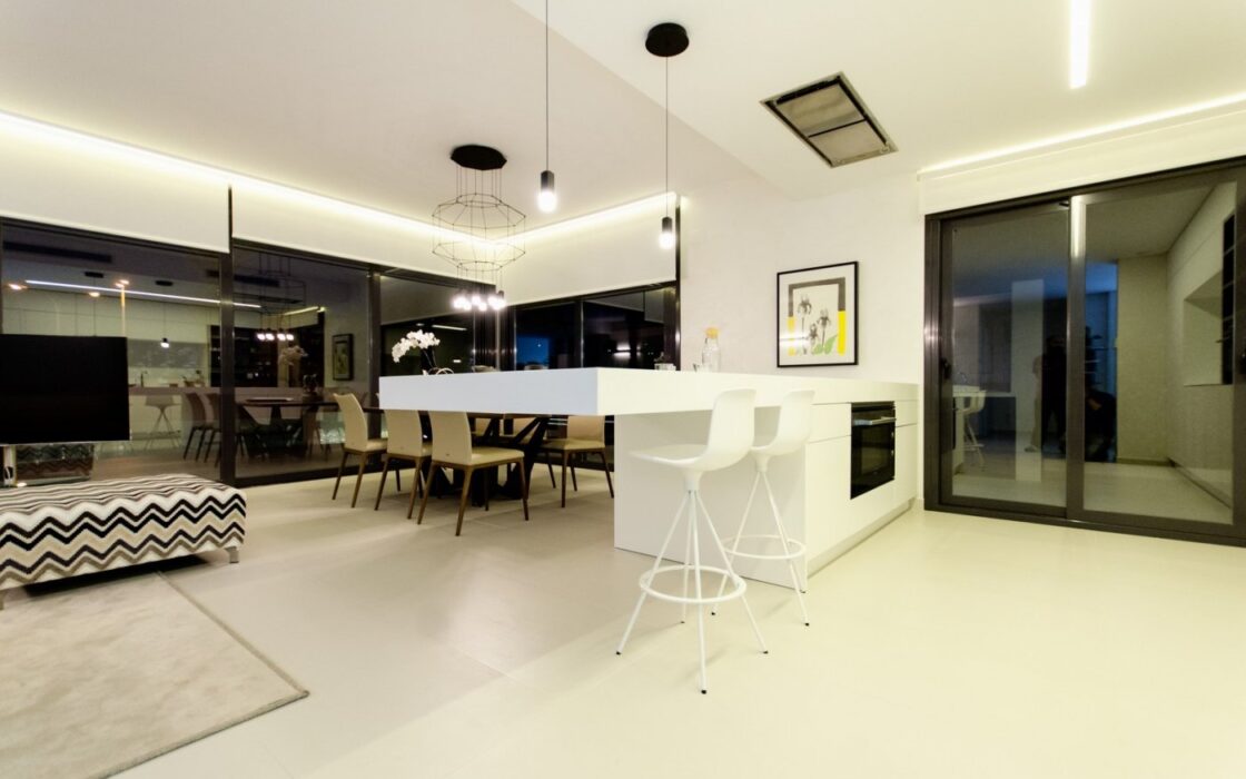 Новые виллы в Кампоаморе всего в 250 м от пляжа