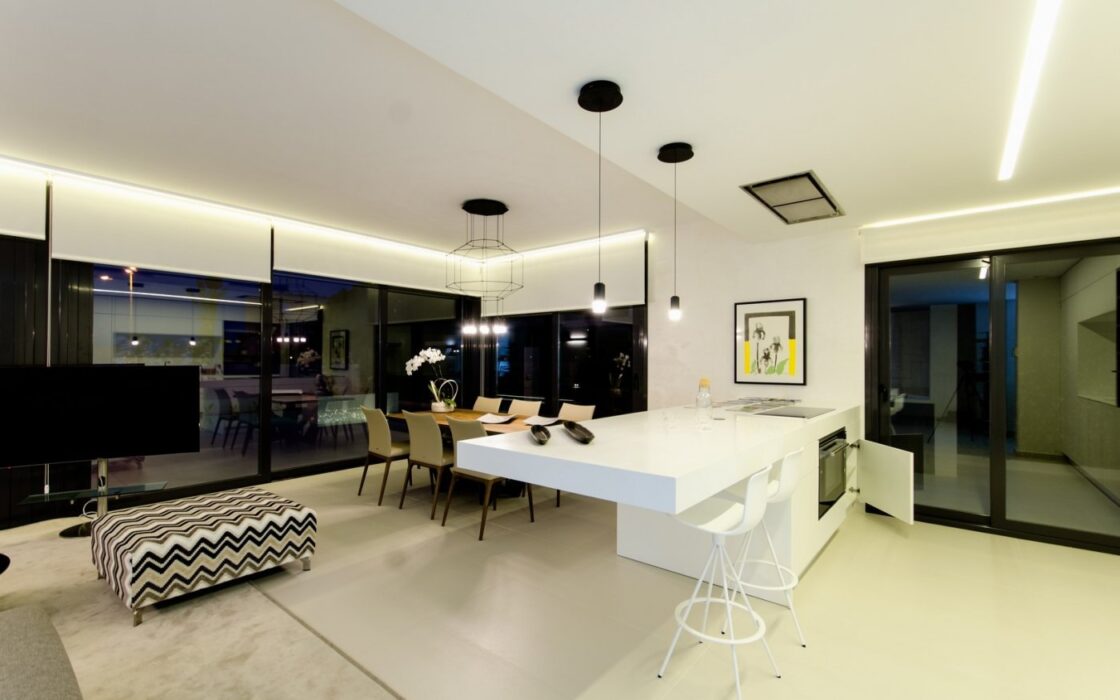 Новые виллы в Кампоаморе всего в 250 м от пляжа