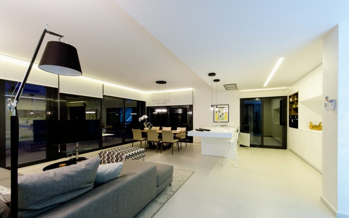 Новые виллы в Кампоаморе всего в 250 м от пляжа