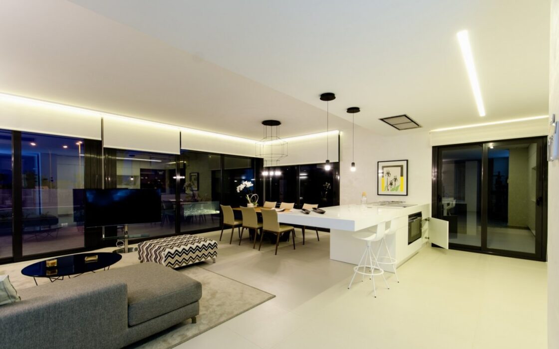 Новые виллы в Кампоаморе всего в 250 м от пляжа