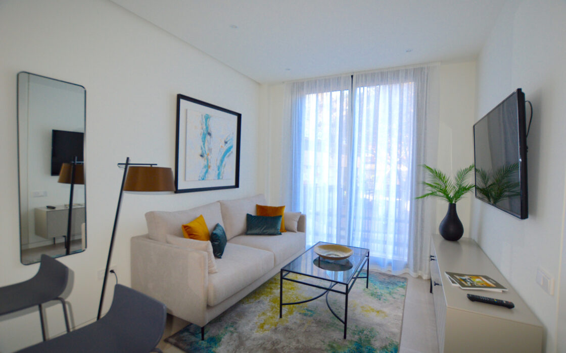 Новая квартира в Марбелье, 3 комнаты, готова к заселению