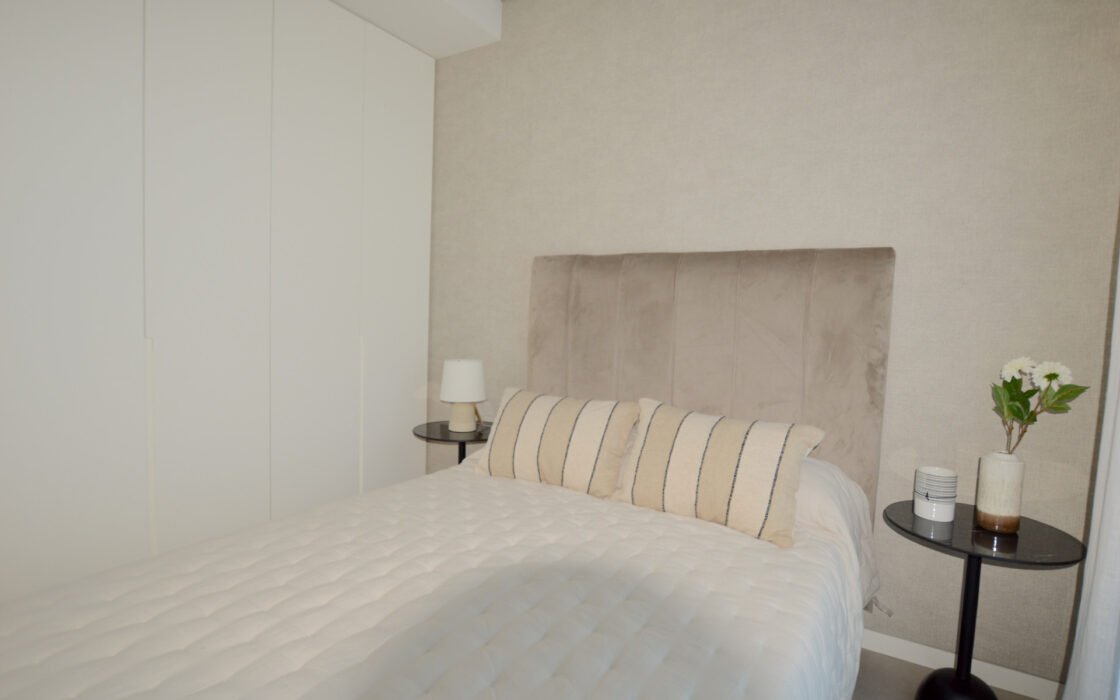 Новая квартира в Марбелье, 3 комнаты, готова к заселению