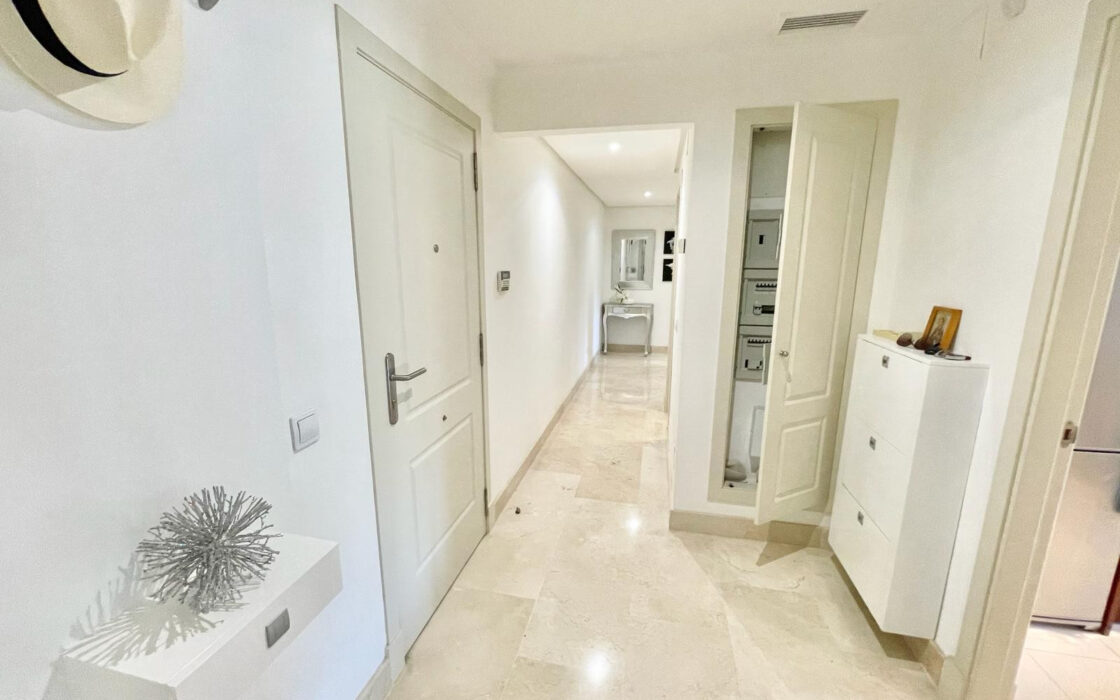 Квартира 175 кв.м с садом на Золотой Миле у моря