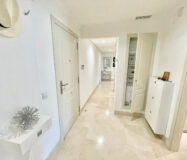 Квартира 175 кв.м с садом на Золотой Миле у моря