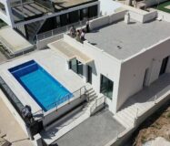 Новые виллы с террасой в Полопе, 3 спальни, 400 кв.м