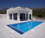 Новые виллы с террасой в Полопе, 3 спальни, 400 кв.м