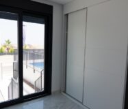 Новые виллы с террасой в Полопе, 3 спальни, 400 кв.м