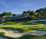 Квартира 2 спальни в Эстепоне с видом на гольф