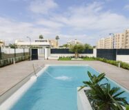 Нова вілла в Playa Honda з басейном 1 км від моря