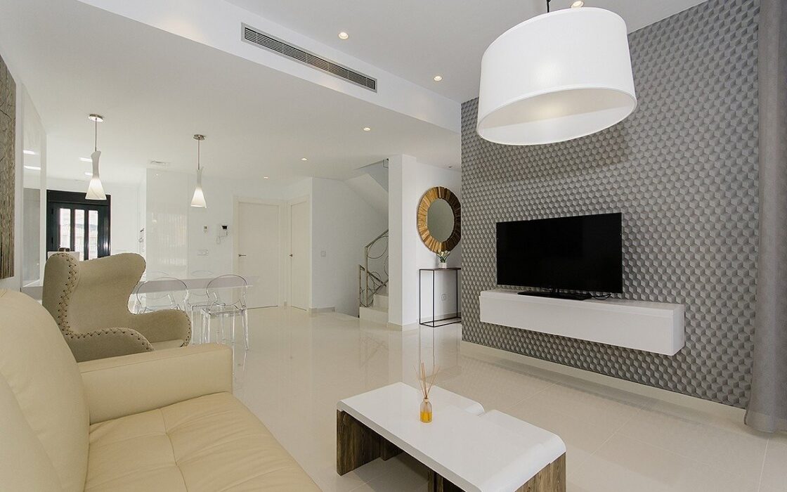 Нова вілла в Playa Honda з басейном 1 км від моря