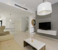 Нова вілла в Playa Honda з басейном 1 км від моря