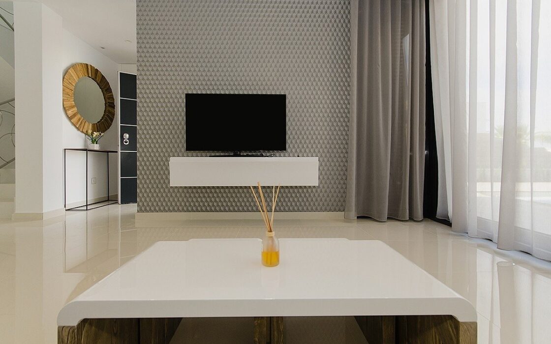 Нова вілла в Playa Honda з басейном 1 км від моря