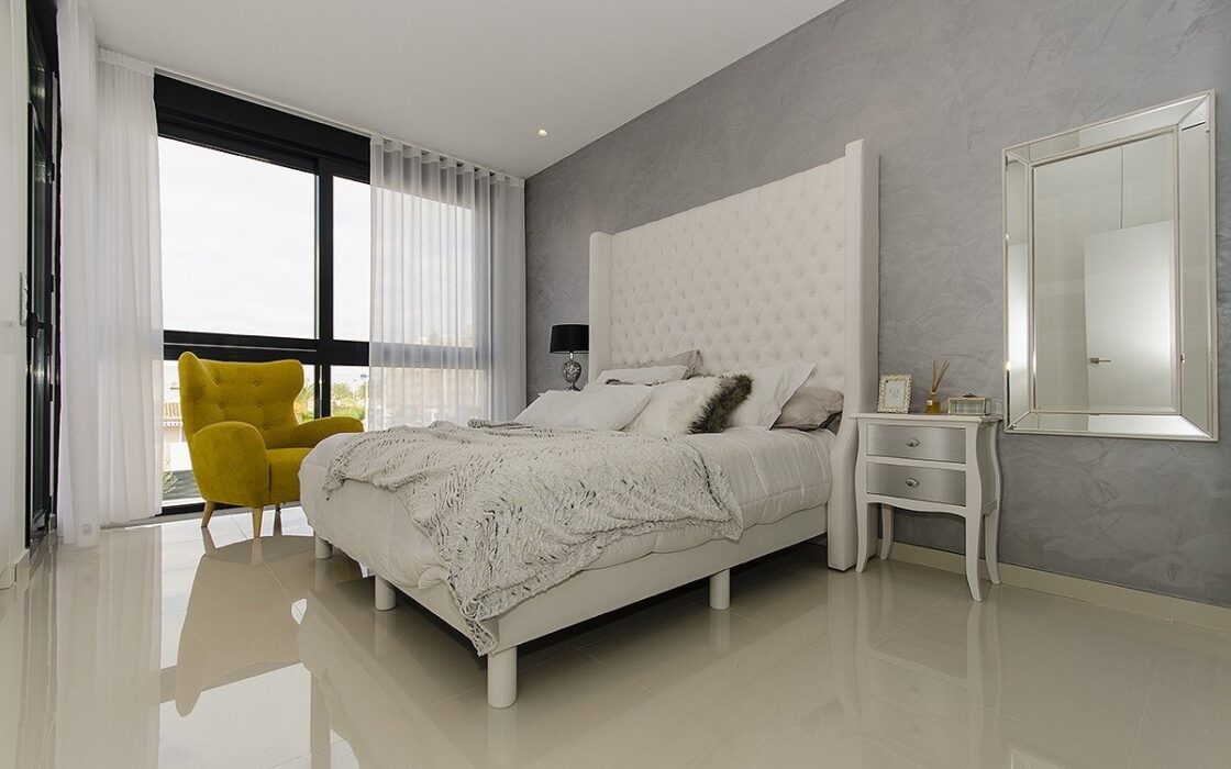 Нова вілла в Playa Honda з басейном 1 км від моря