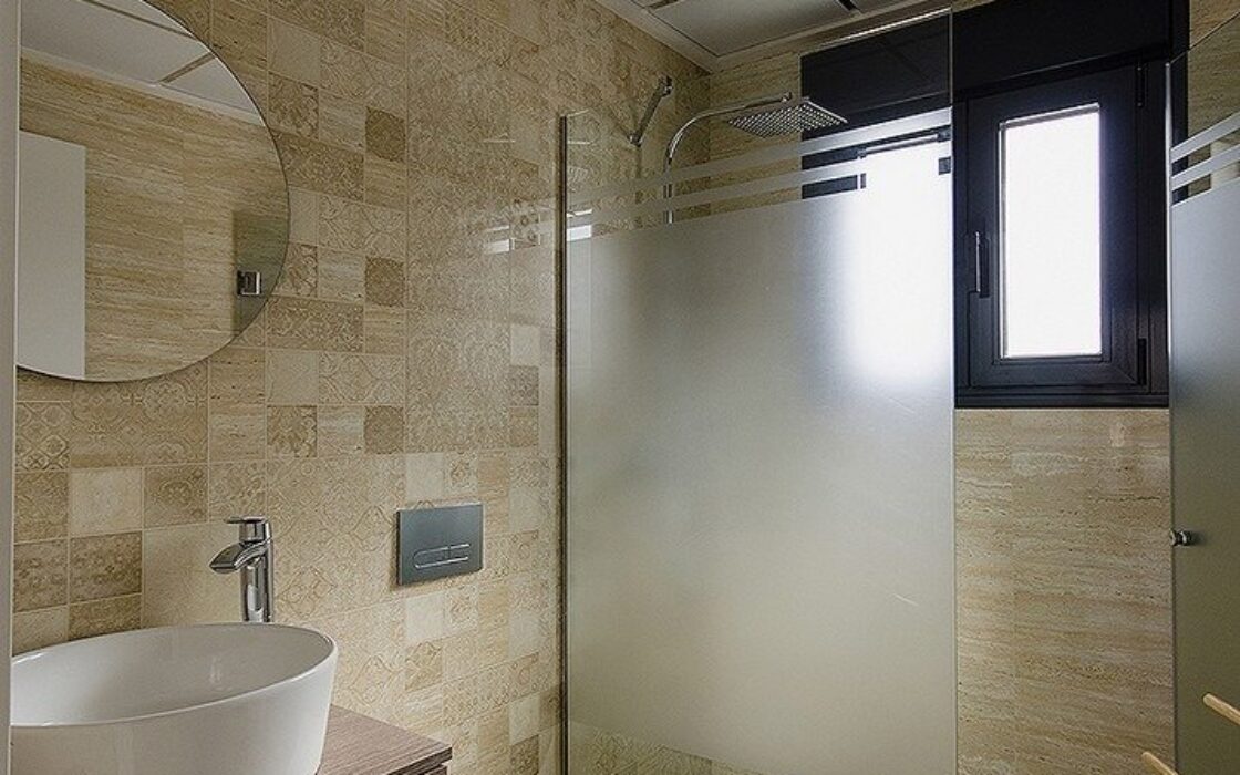 Нова вілла в Playa Honda з басейном 1 км від моря