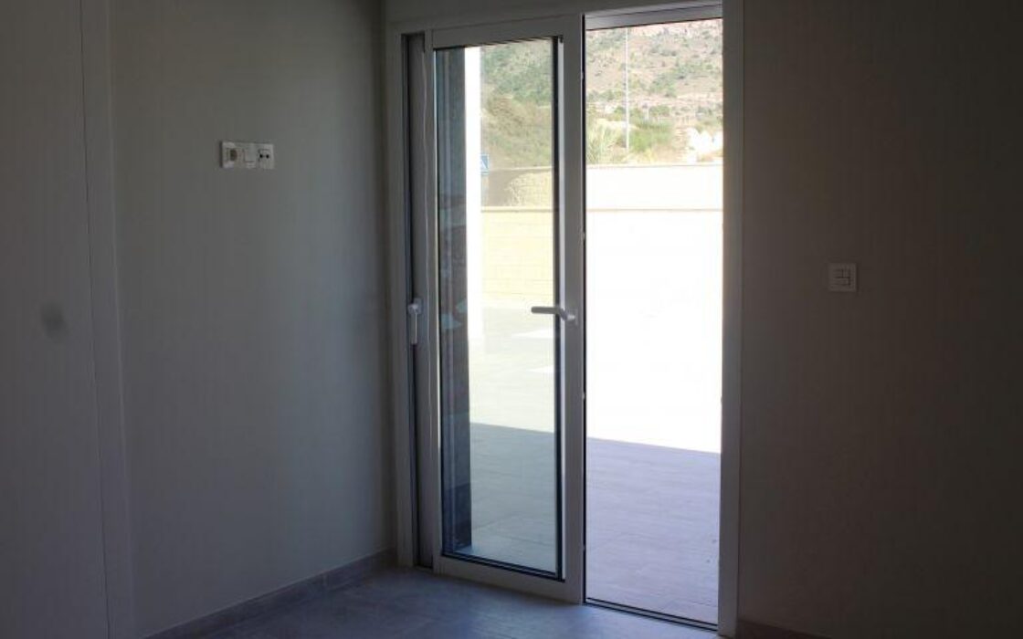 Вілла з басейном 3 спальні в Ла Романе 134 кв.м біля моря